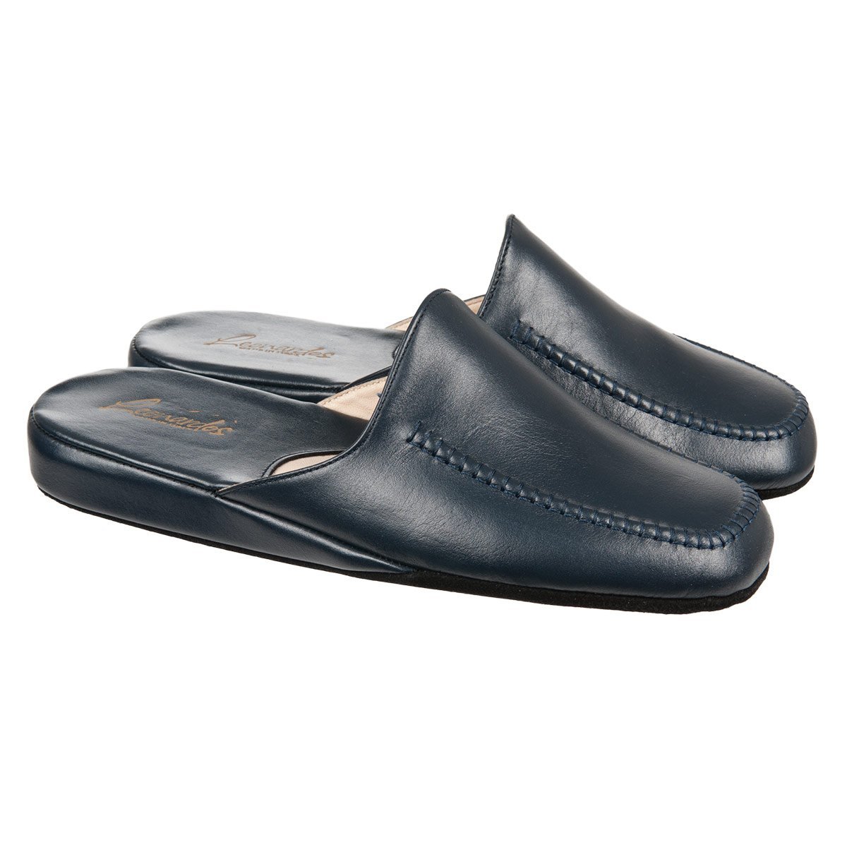 The comfortable slippers for men in leather